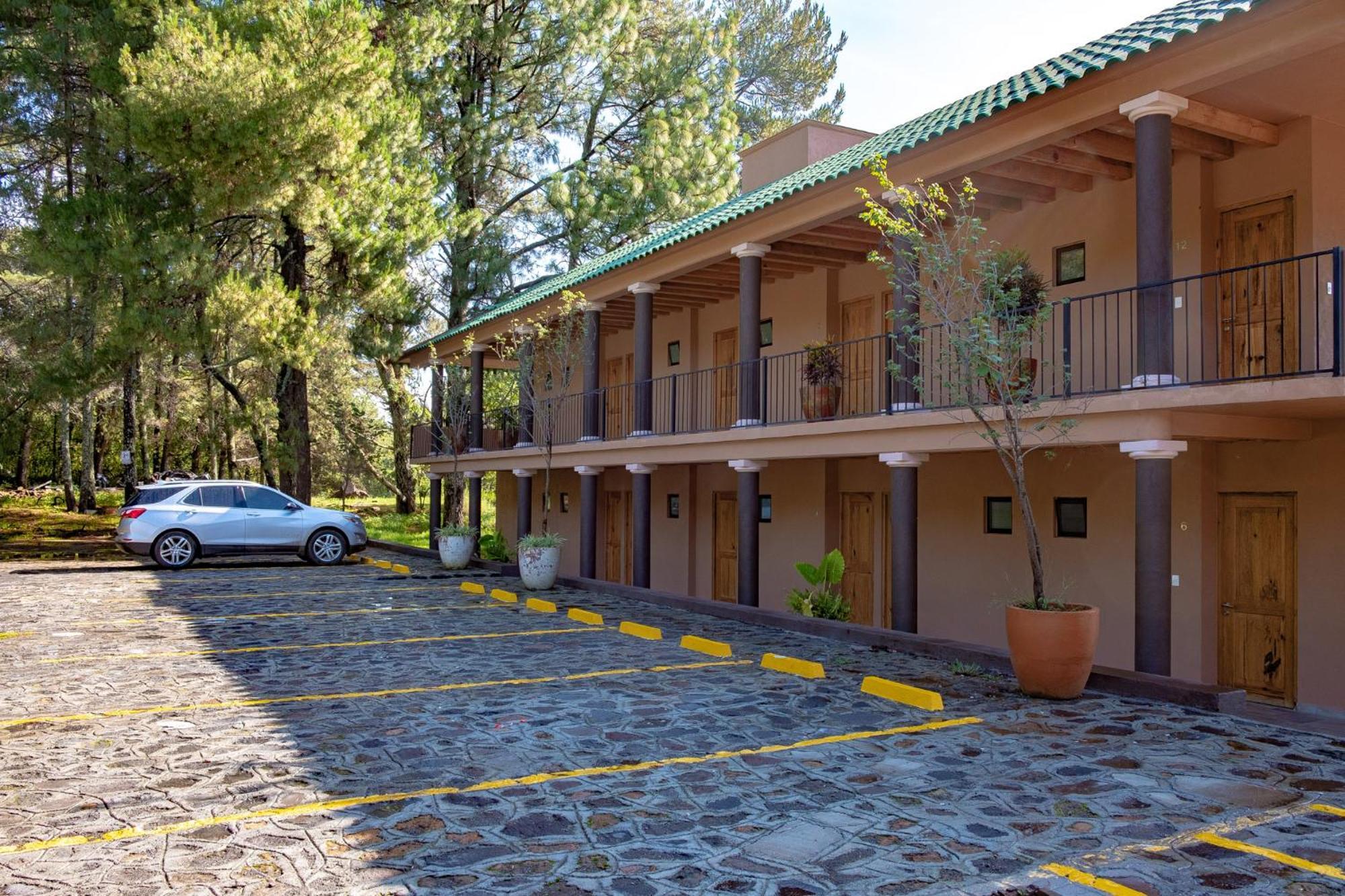 Zirahuen Forest And Resort Zirahuén Exterior foto